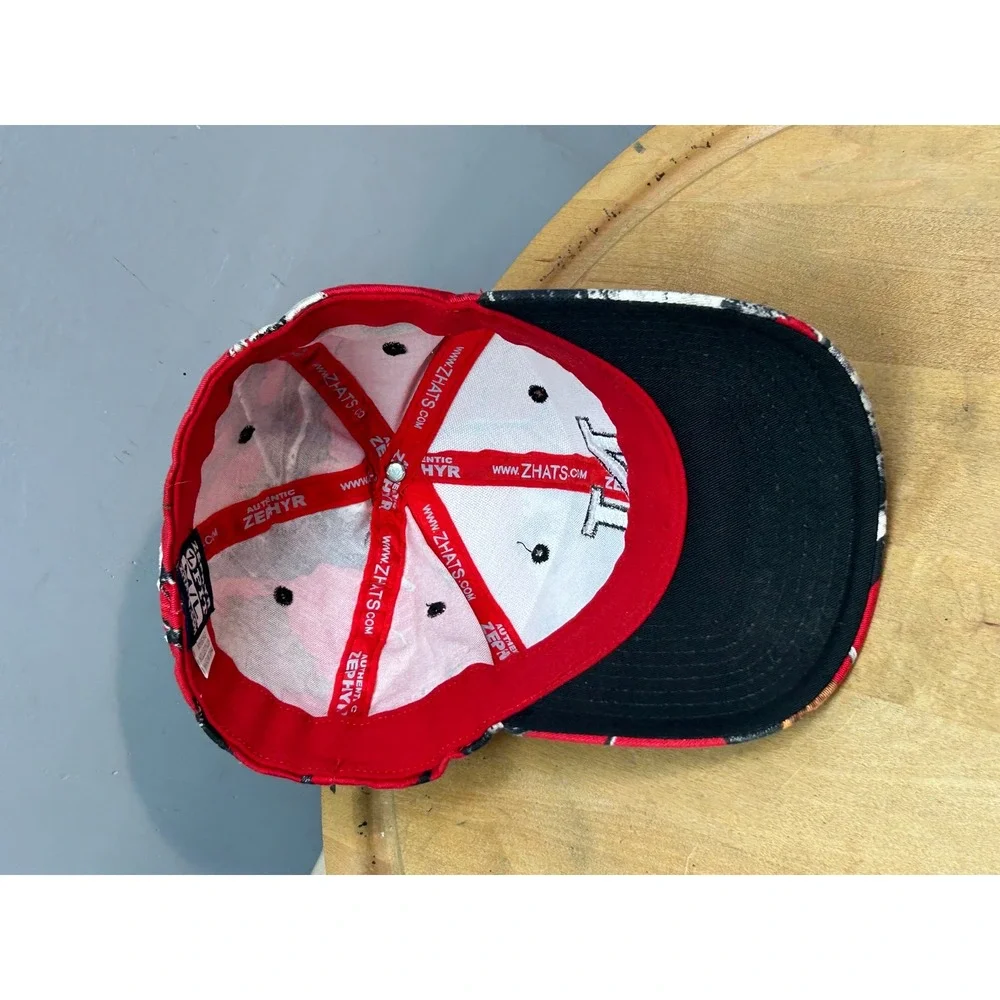 Nebraska Cornhuskers Hat Mens M/L Red  Camo Z-Fit‎ Stretch Baseball Cap